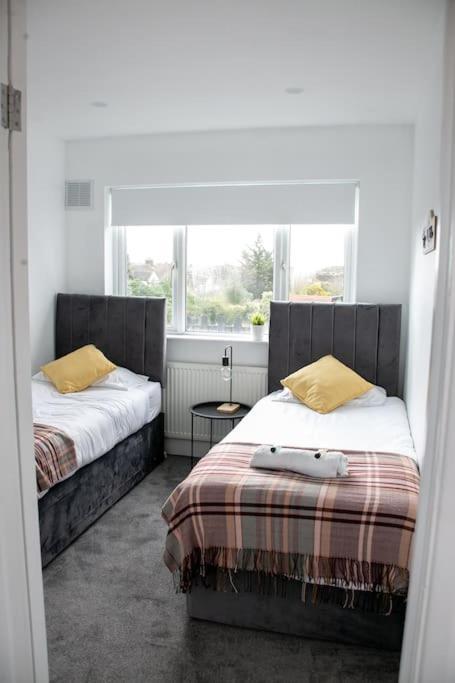 شقة Stylish Retreat In Leigh-On-Sea ساوثيند أون سي المظهر الخارجي الصورة