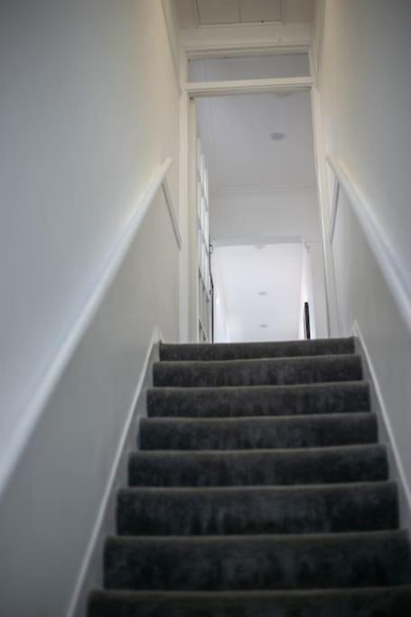 شقة Stylish Retreat In Leigh-On-Sea ساوثيند أون سي المظهر الخارجي الصورة